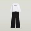 Pyjamasset med t-shirt och byxor Pyjamasset med t-shirt och byxor