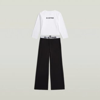Pyjamasset med t-shirt och byxor