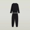 Pyjamasset med t-shirt och byxor Pyjamasset med t-shirt och byxor