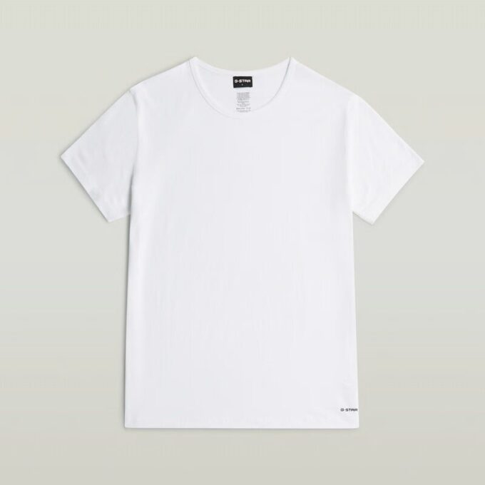 Pyjamasset med t-shirt och byxor Pyjamasset med t-shirt och byxor