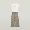 Pyjamasset med t-shirt och vida byxor Pyjamasset med t-shirt och vida byxor