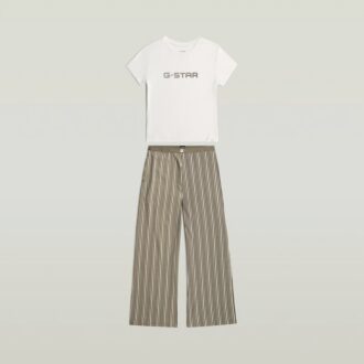 Pyjamasset med t-shirt och vida byxor