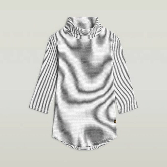 Randig smal t-shirt med mönster