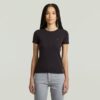 Ribbad t-shirt med ärm Ribbad t-shirt med ärm
