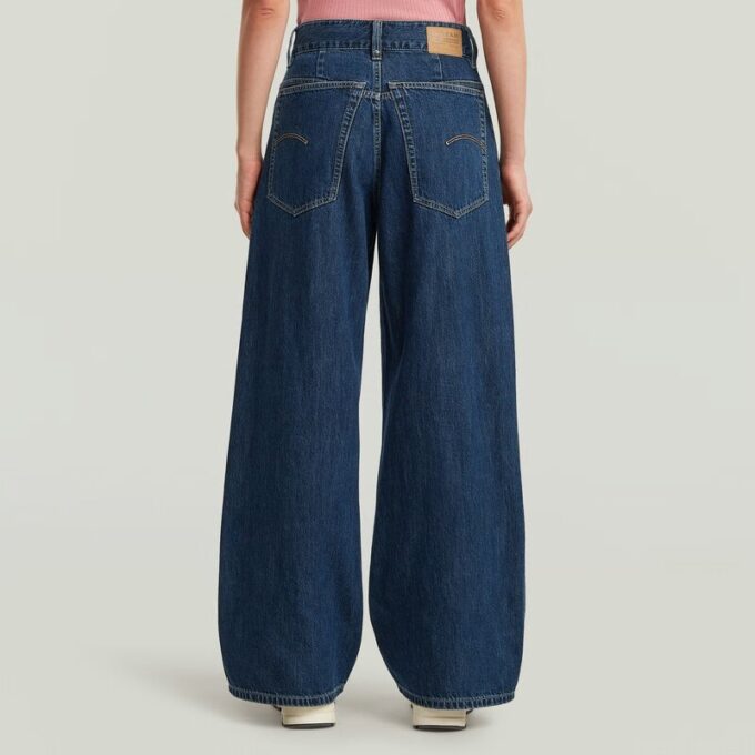 Skater High Loose Jeans Skater High Loose Jeans