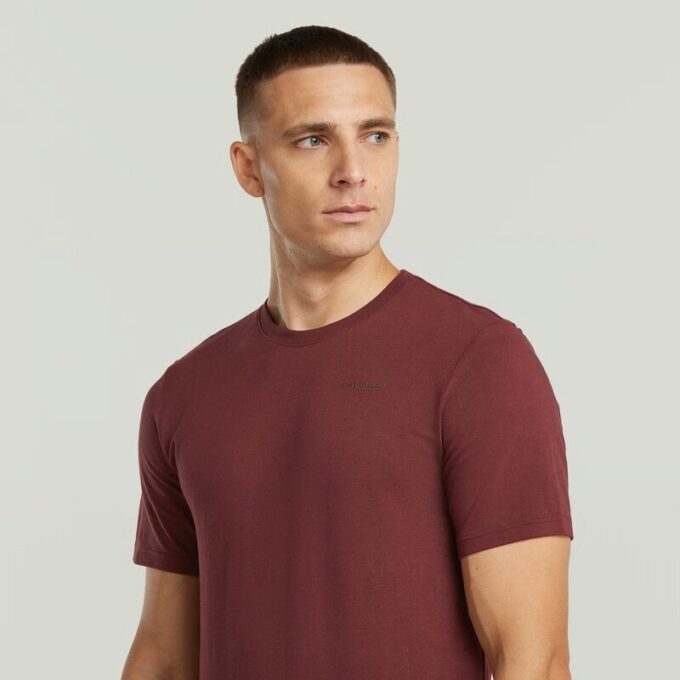 Slim Base T-shirt Slim Base T-shirt