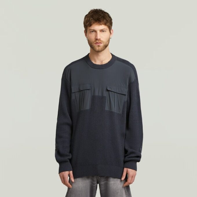 Stickad pullover i vävd blandning Stickad pullover i vävd blandning