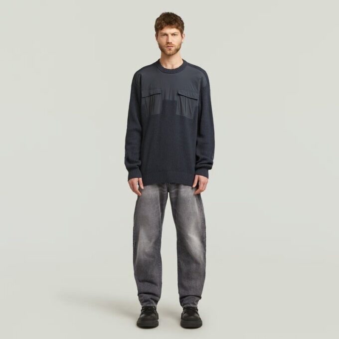 Stickad pullover i vävd blandning Stickad pullover i vävd blandning