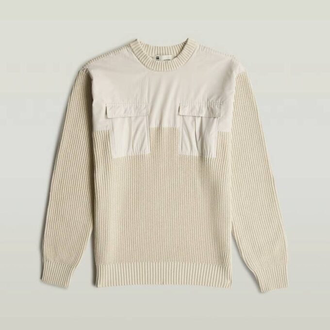 Stickad pullover i vävd blandning Stickad pullover i vävd blandning