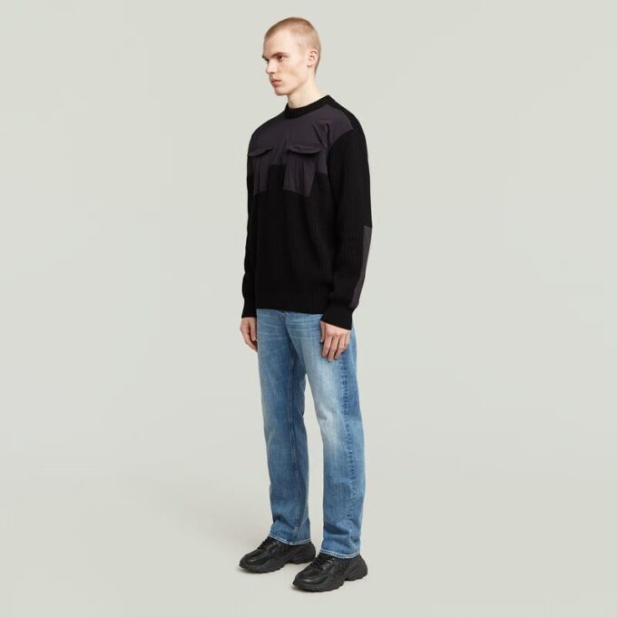 Stickad pullover i vävd blandning Stickad pullover i vävd blandning