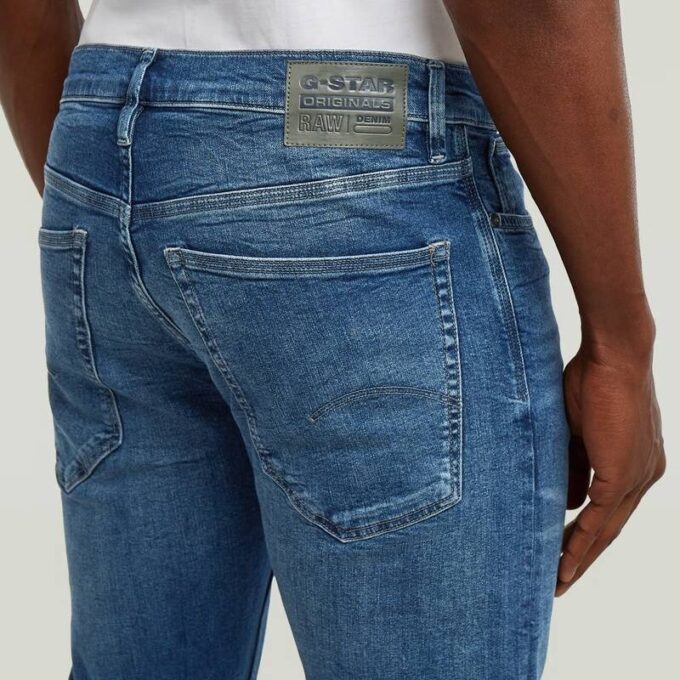 Streem Slim Avsmalnande Jeans