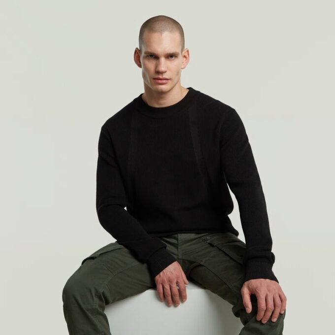 Strukturerad ribbad stickad pullover Strukturerad ribbad stickad pullover