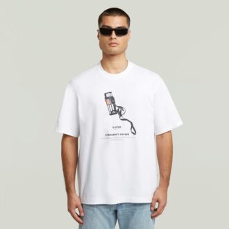 T-shirt med boxigt tryck och arkivtryck