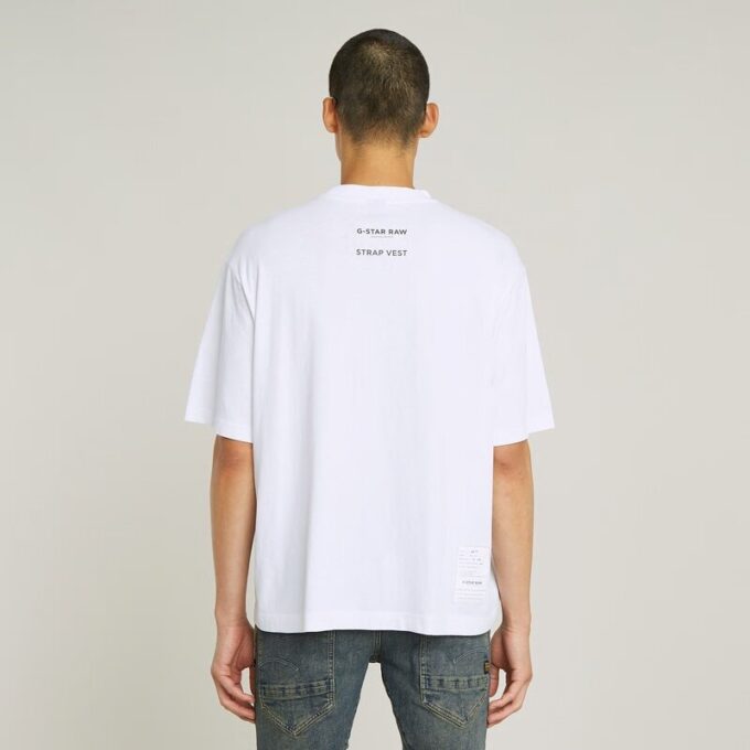 T-shirt med boxigt tryck och arkivtryck