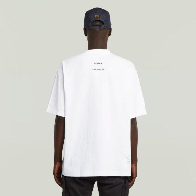 T-shirt med boxigt tryck och arkivtryck