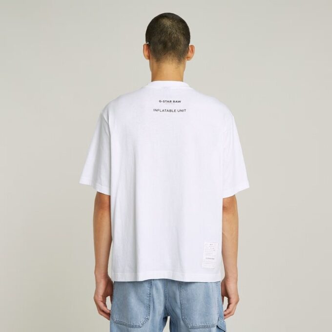 T-shirt med boxigt tryck och arkivtryck