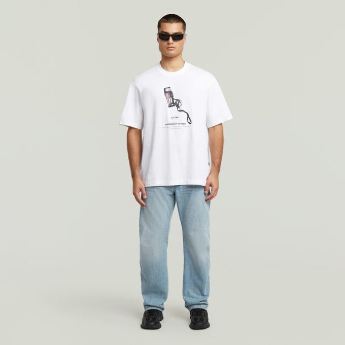 T-shirt med boxigt tryck och arkivtryck