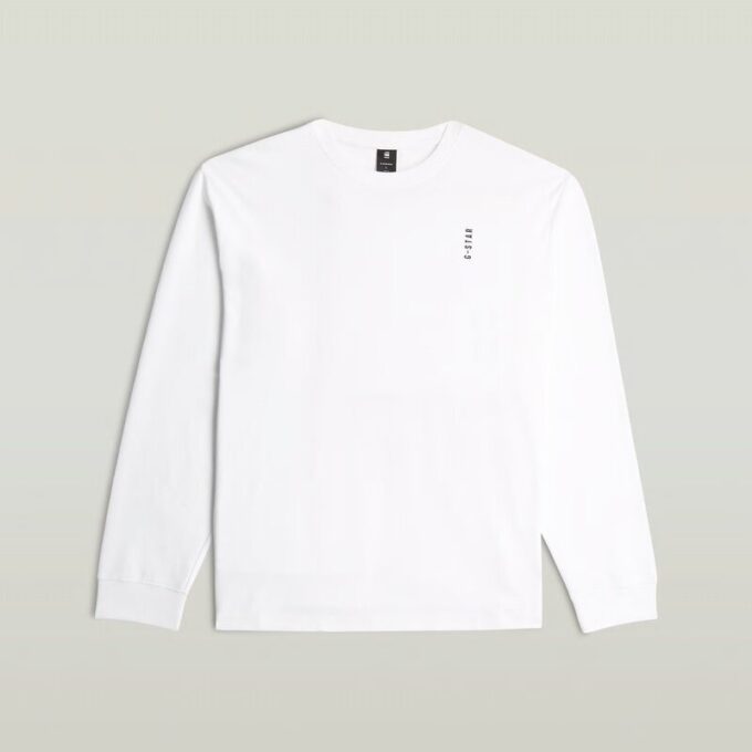 T-shirt med broderad text baktill