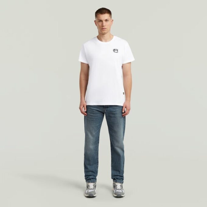 T-shirt med Embro-logotyp T-shirt med Embro-logotyp