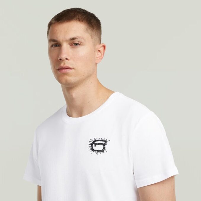 T-shirt med Embro-logotyp T-shirt med Embro-logotyp