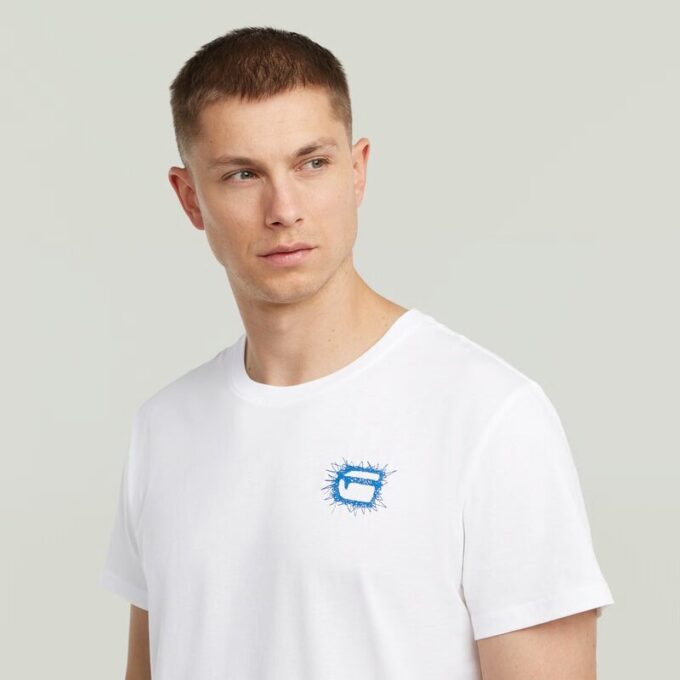 T-shirt med Embro-logotyp T-shirt med Embro-logotyp