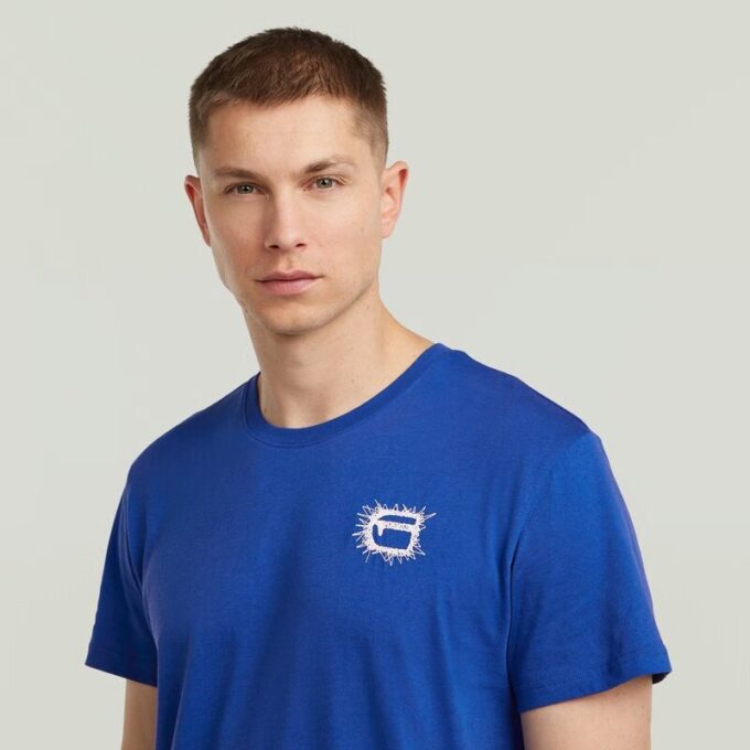 T-shirt med Embro-logotyp T-shirt med Embro-logotyp