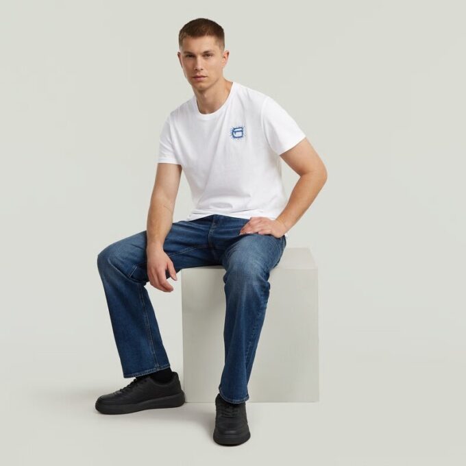 T-shirt med Embro-logotyp T-shirt med Embro-logotyp