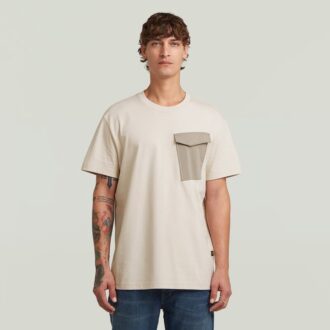 T-shirt med fickor och tygblandning