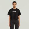 T-shirt med filtlogotyp och boxig design T-shirt med filtlogotyp och boxig design