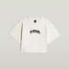 T-shirt med filtlogotyp och boxig design T-shirt med filtlogotyp och boxig design