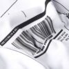 T-shirt med grafisk design och boxig design