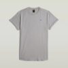 T-shirt med grafisk design och fransar