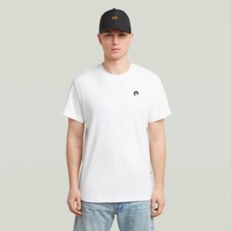T-shirt med grafisk kant baktill T-shirt med grafisk kant baktill
