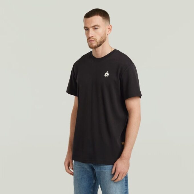 T-shirt med grafisk kant baktill