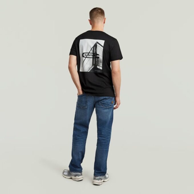 T-shirt med grafisk rygg T-shirt med grafisk rygg
