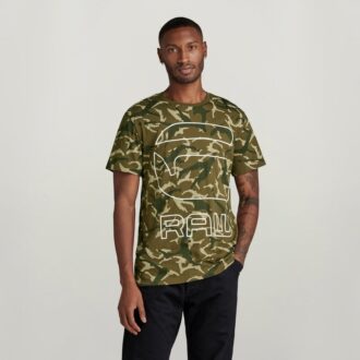 T-shirt med kamouflagemönster