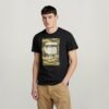 T-shirt med kamouflagemönster T-shirt med kamouflagemönster