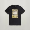 T-shirt med kamouflagemönster T-shirt med kamouflagemönster