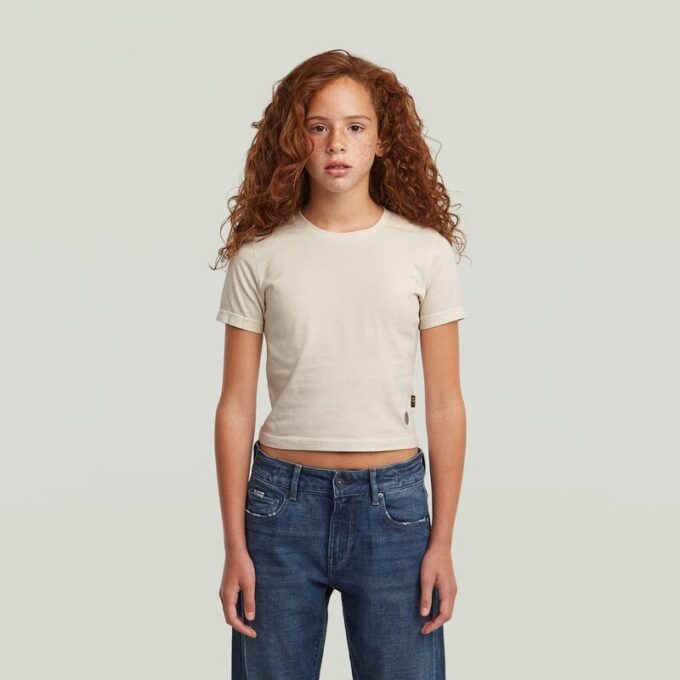 T-shirt med kort ärm och smal passform för flickor T-shirt med kort ärm och smal passform för flickor