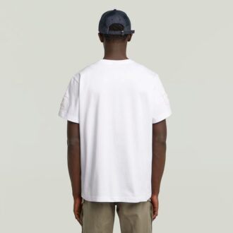 T-shirt med lappar och lös passform