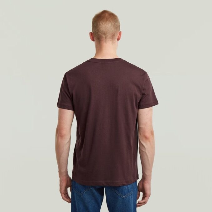 T-shirt med logotyp och kontur T-shirt med logotyp och kontur