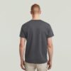 T-shirt med logotyp och kontur T-shirt med logotyp och kontur