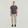 T-shirt med logotyp och kontur T-shirt med logotyp och kontur