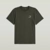 T-shirt med logotyp på bröstet