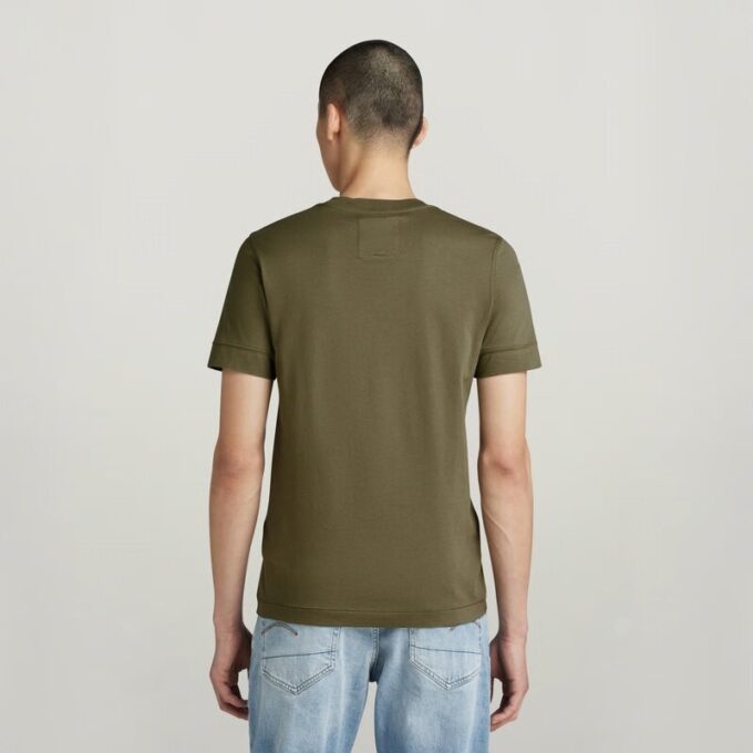 T-shirt med pufflogotyp T-shirt med pufflogotyp
