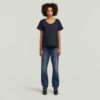 T-shirt med rund halsringning T-shirt med rund halsringning