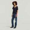 T-shirt med rund halsringning T-shirt med rund halsringning