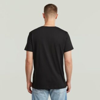 T-shirt med sliten logotyp och grafik