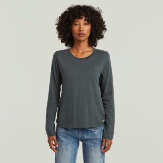 T-shirt med sömmar framtill