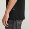 T-shirt med splittrad grafik T-shirt med splittrad grafik